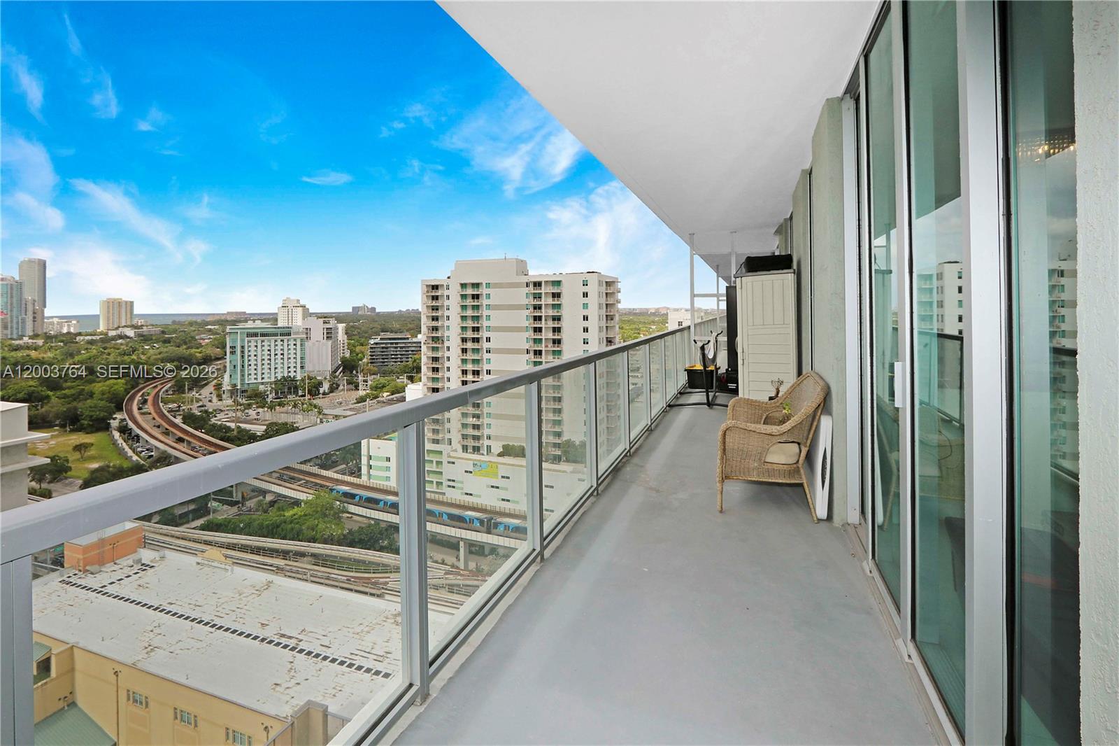 79 SW 12th St #2106-S, Miami FL 33130