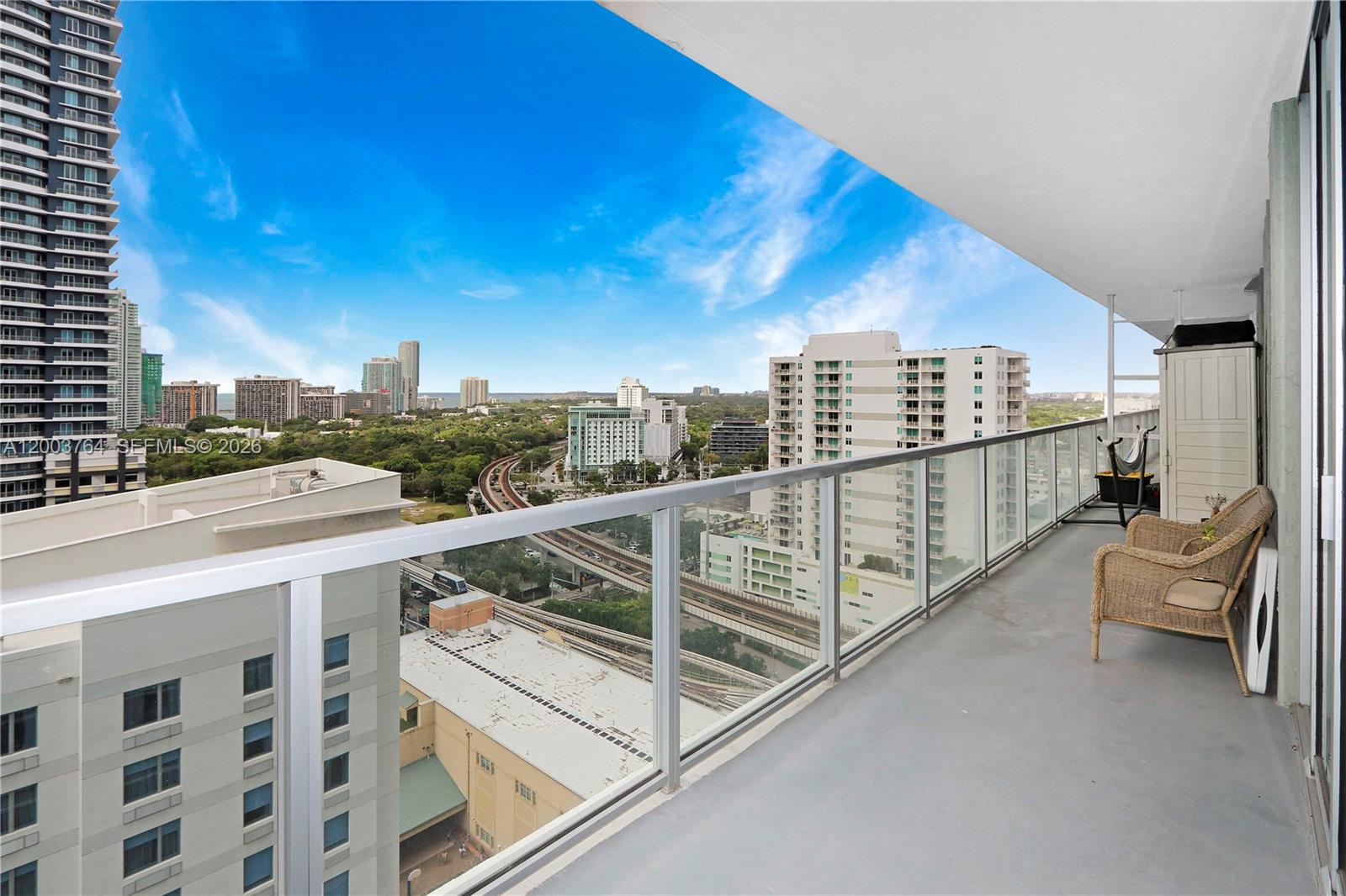 79 SW 12th St #2106-S, Miami FL 33130