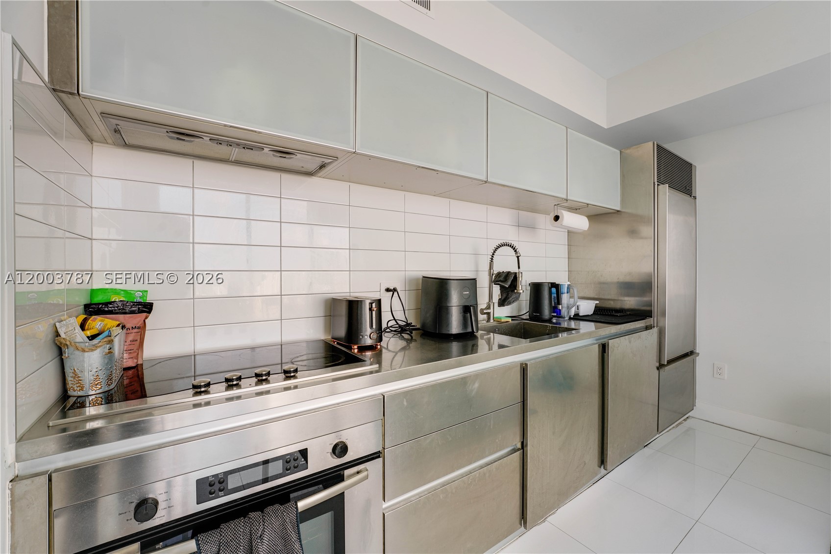 1040 Biscayne Blvd #1905, Miami FL 33132