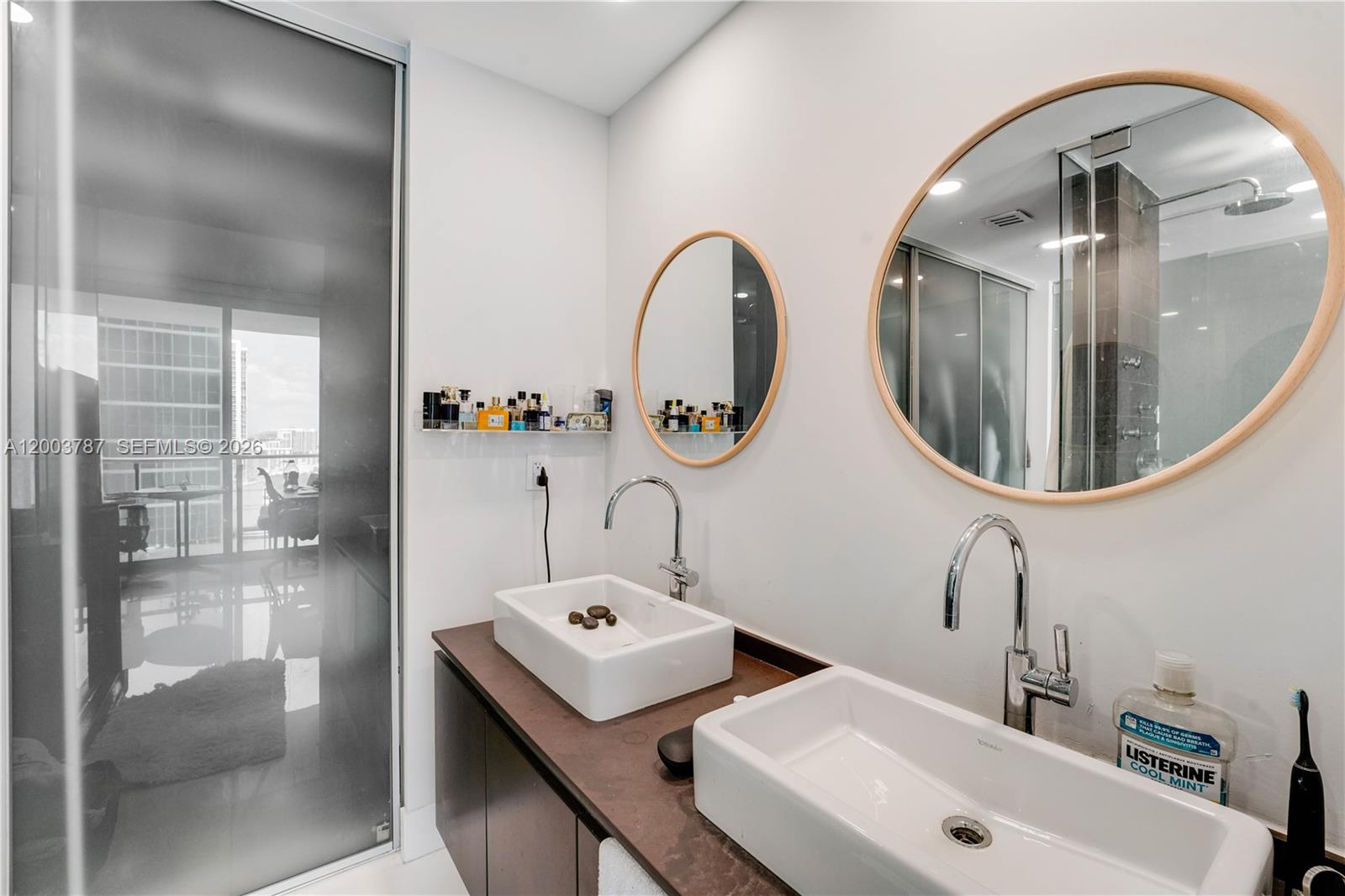 1040 Biscayne Blvd #1905, Miami FL 33132