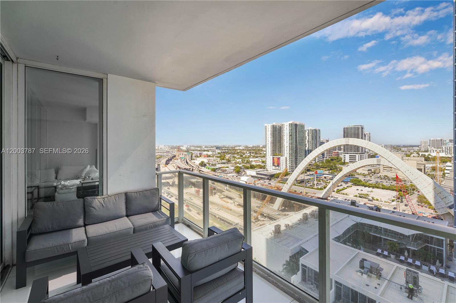 1040 Biscayne Blvd #1905, Miami FL 33132