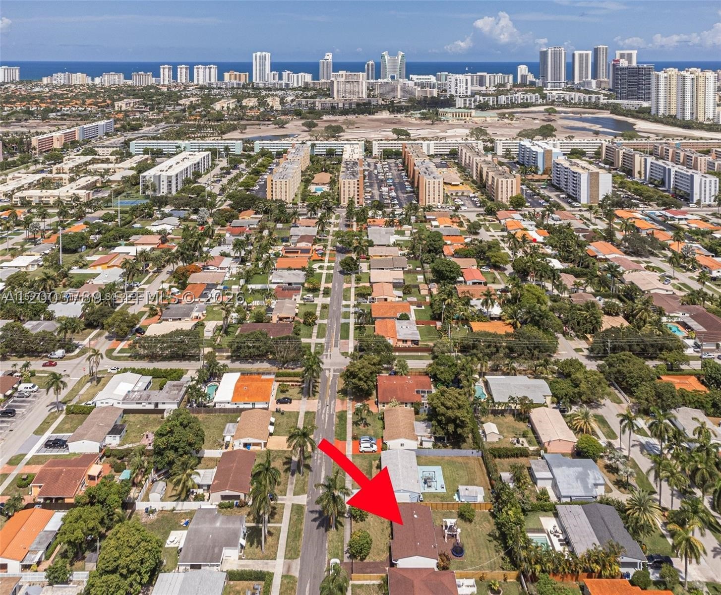 906 NE 6th St #0, Hallandale Beach FL 33009