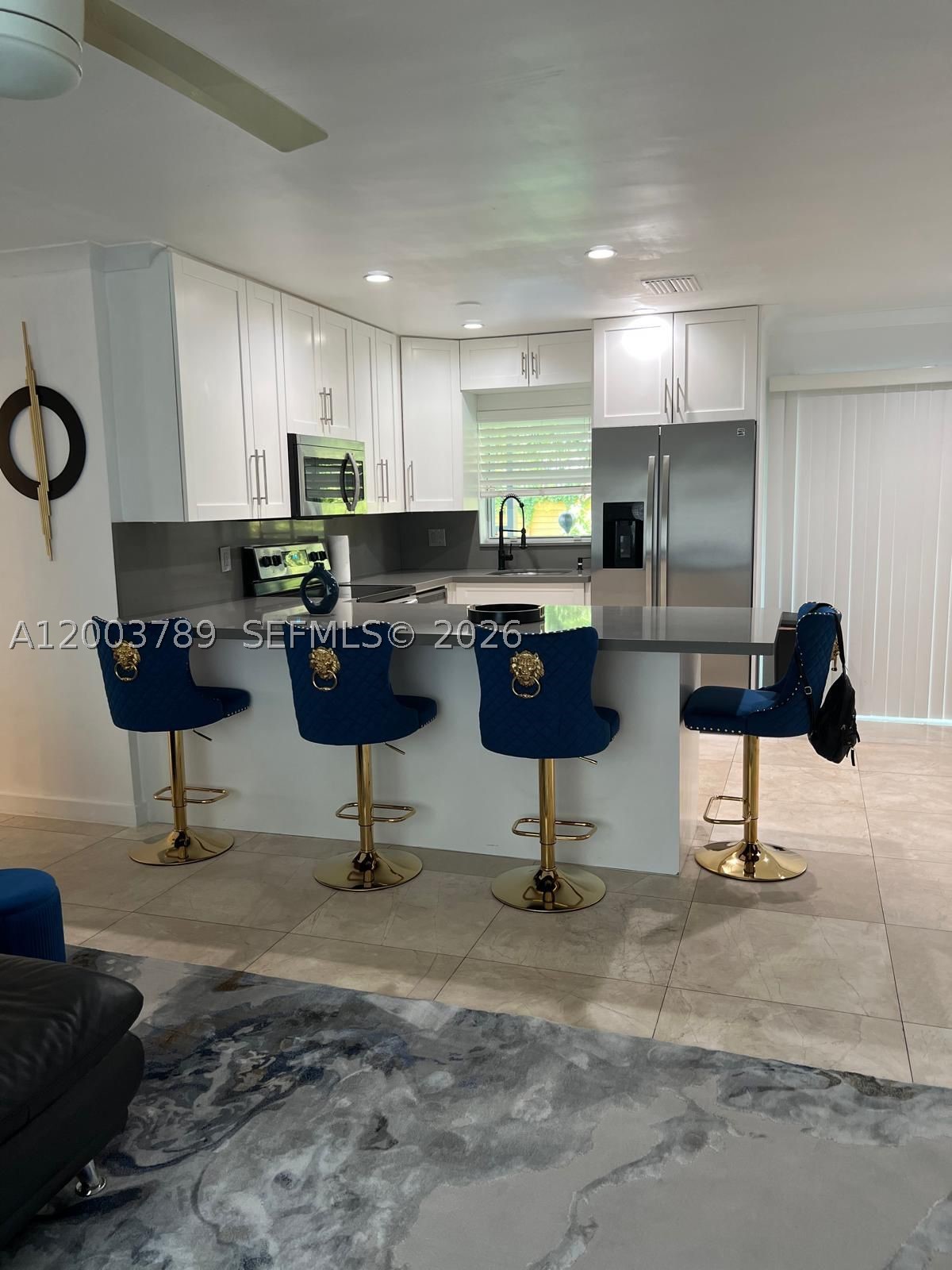 906 NE 6th St #0, Hallandale Beach FL 33009