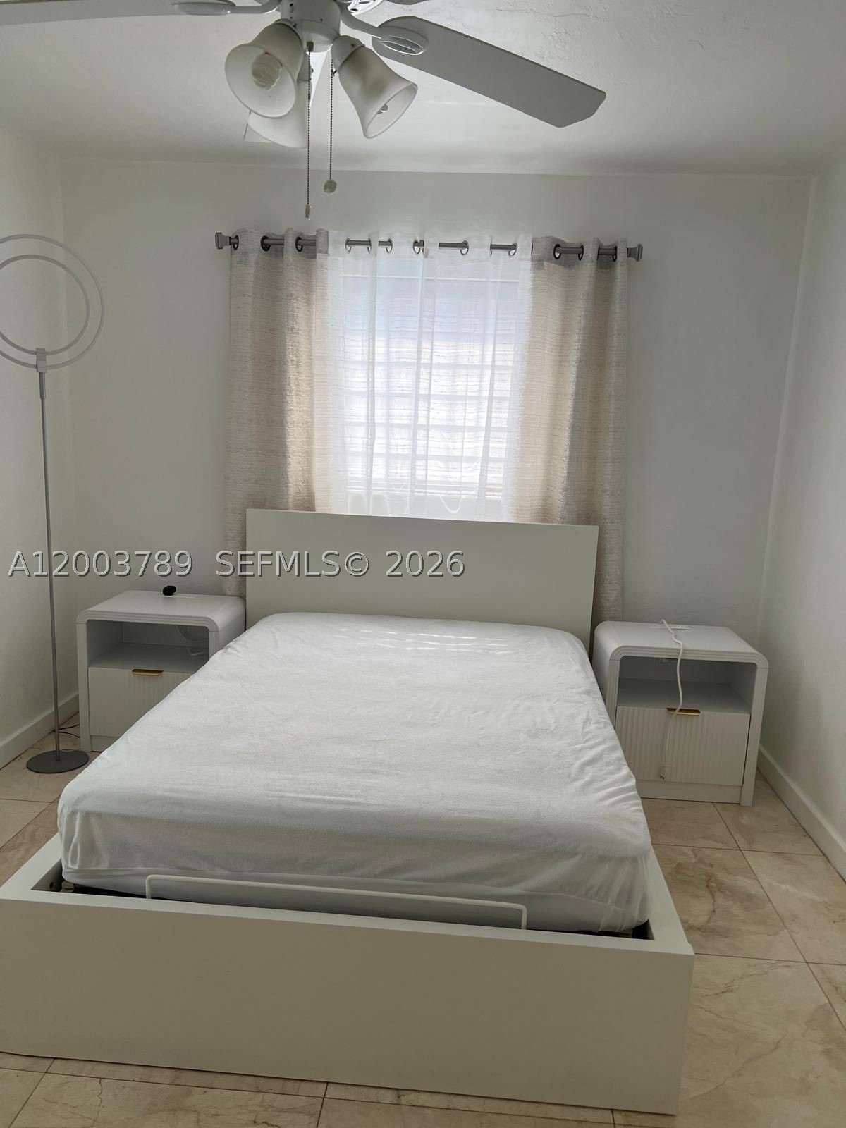 906 NE 6th St #0, Hallandale Beach FL 33009