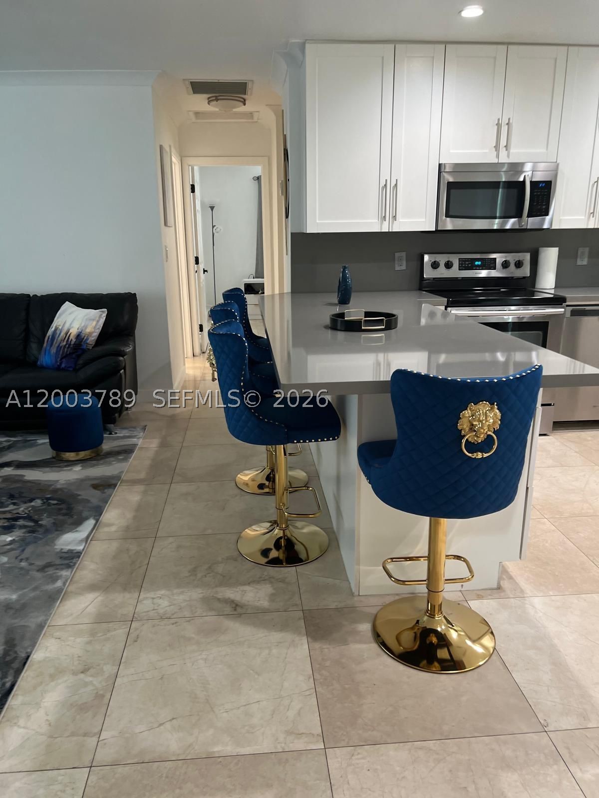 906 NE 6th St #0, Hallandale Beach FL 33009