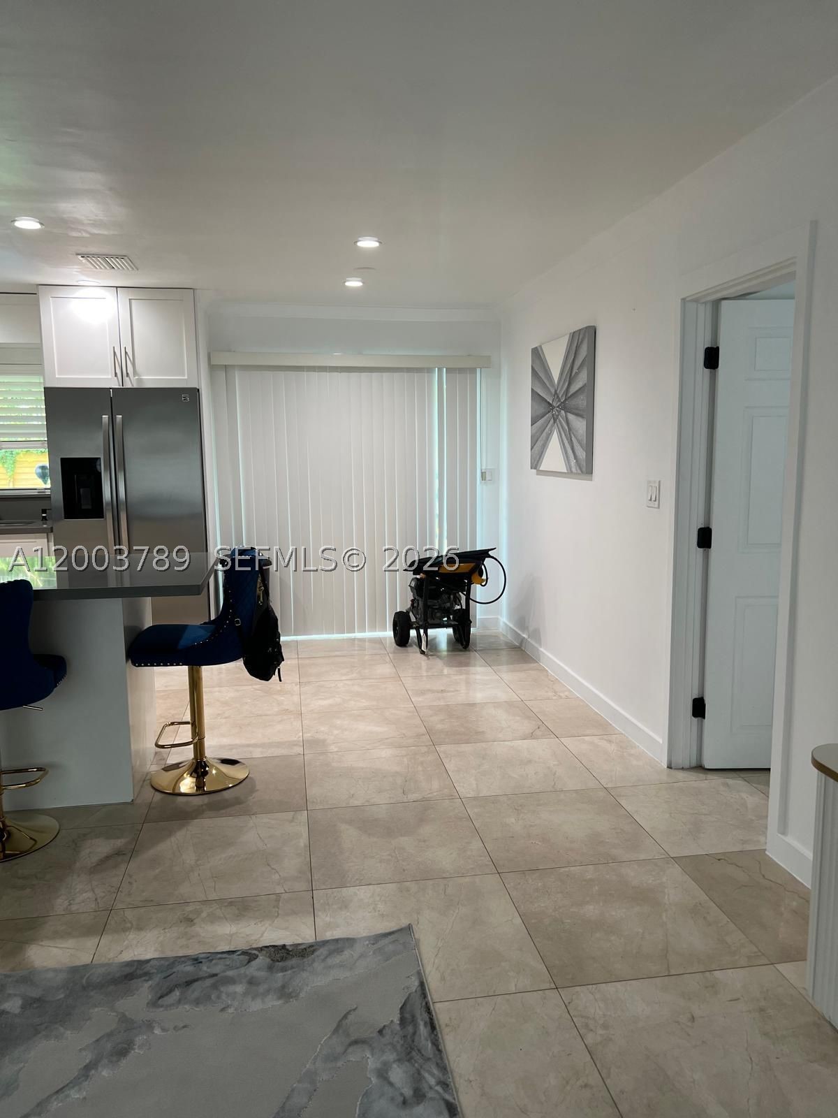 906 NE 6th St #0, Hallandale Beach FL 33009