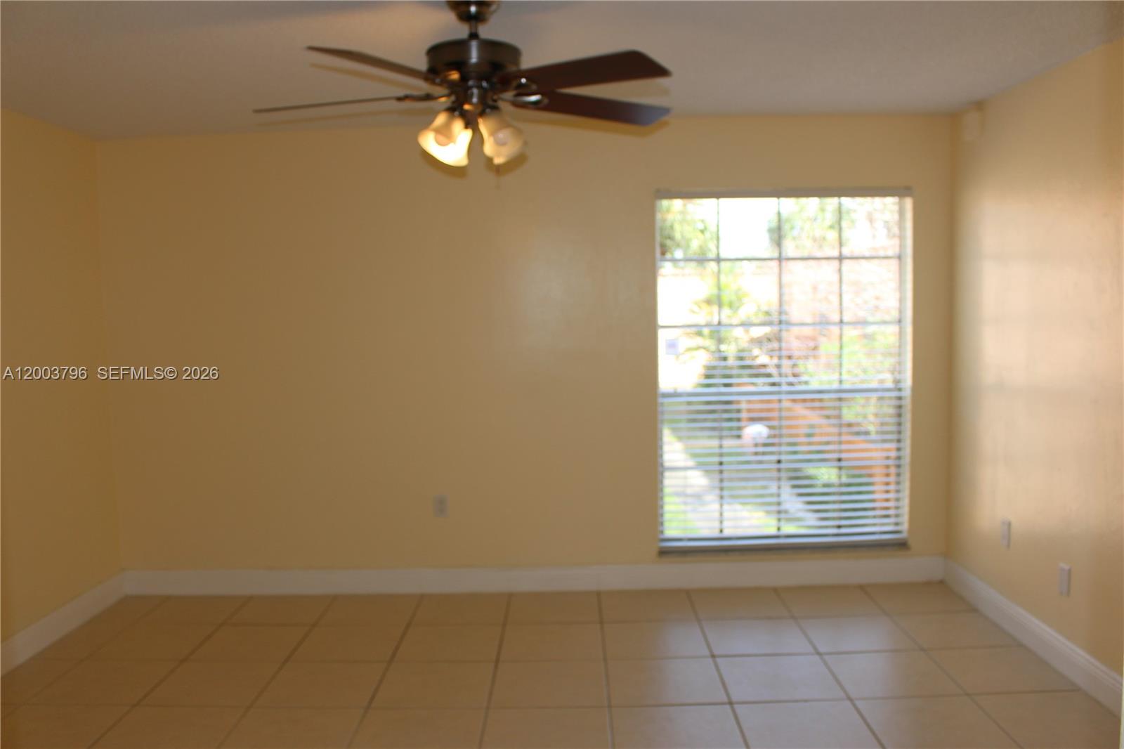 7208 Fairway Dr #I8, Miami Lakes FL 33014