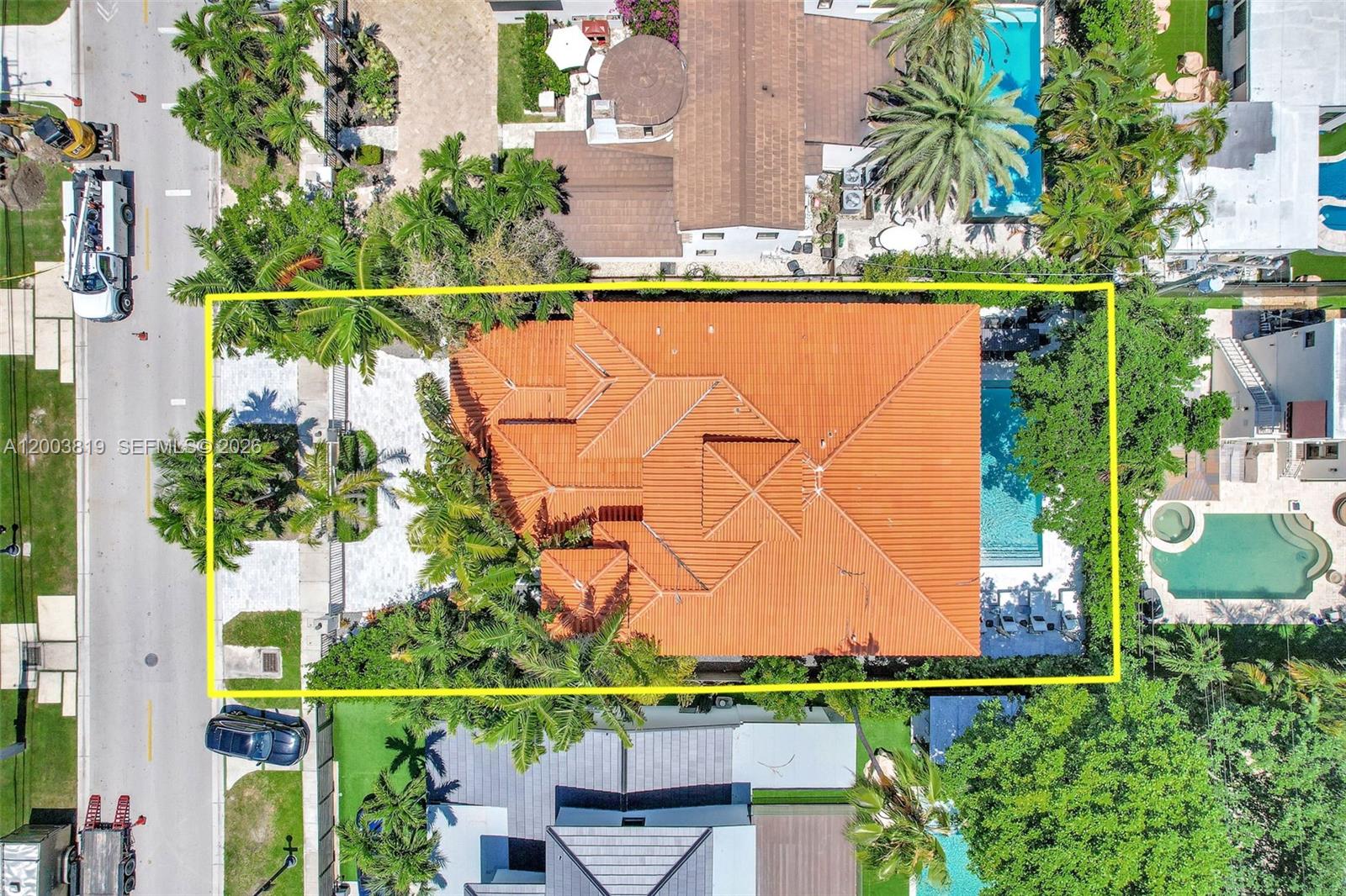 2143 N Bay Rd, Miami Beach FL 33140