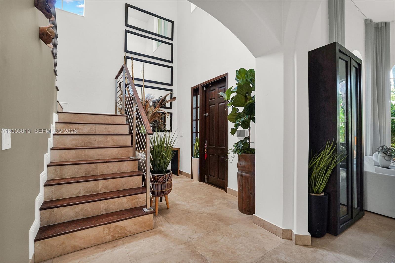 2143 N Bay Rd, Miami Beach FL 33140
