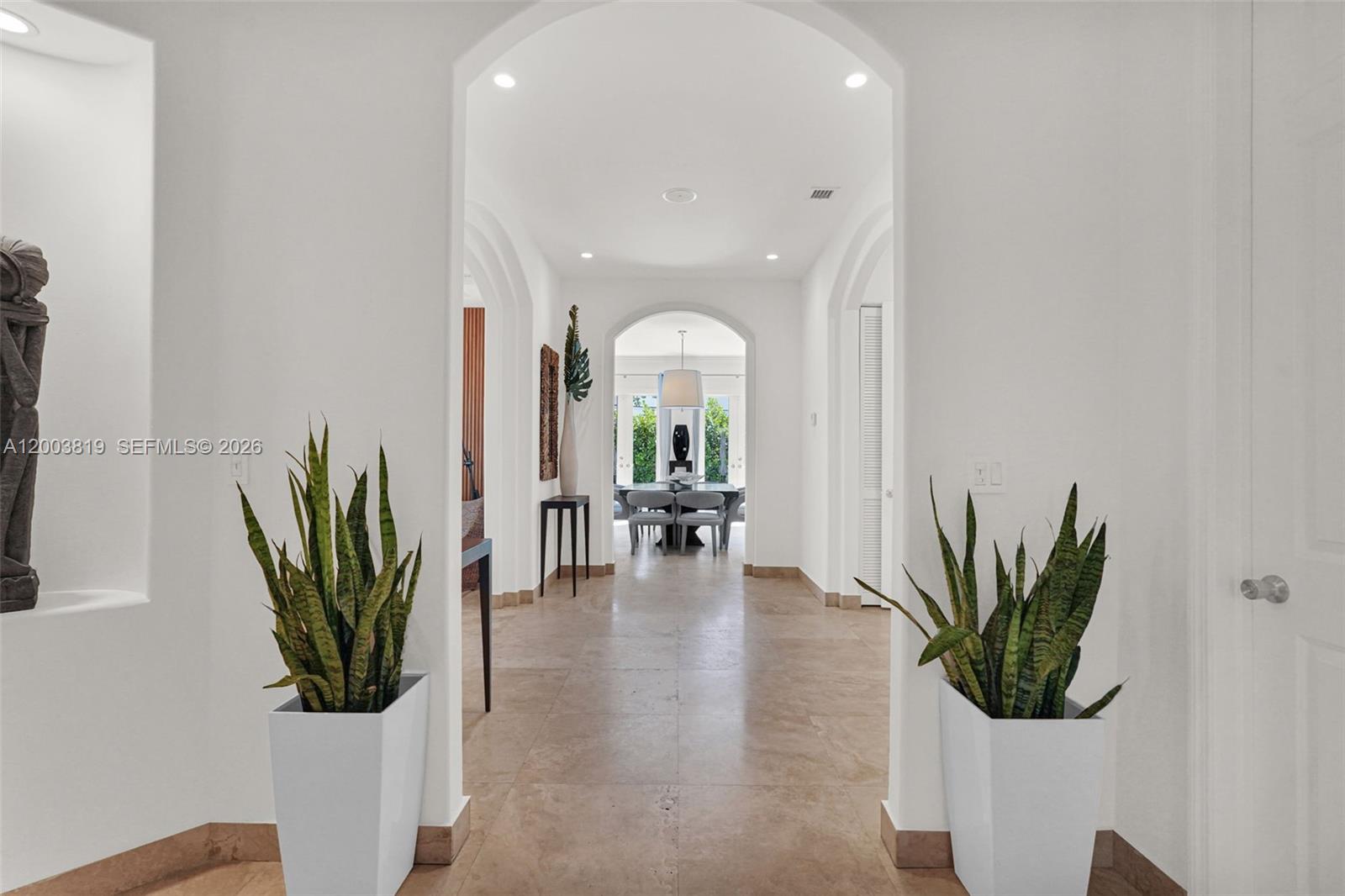 2143 N Bay Rd, Miami Beach FL 33140