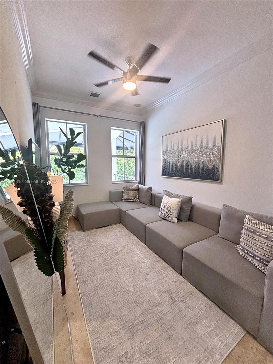 2143 N Bay Rd, Miami Beach FL 33140