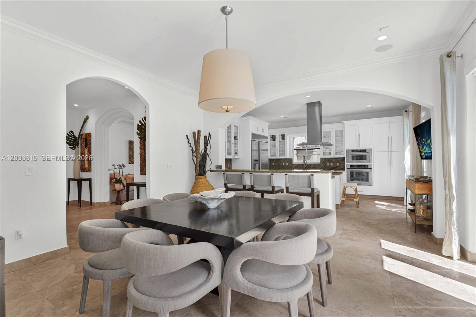 2143 N Bay Rd, Miami Beach FL 33140