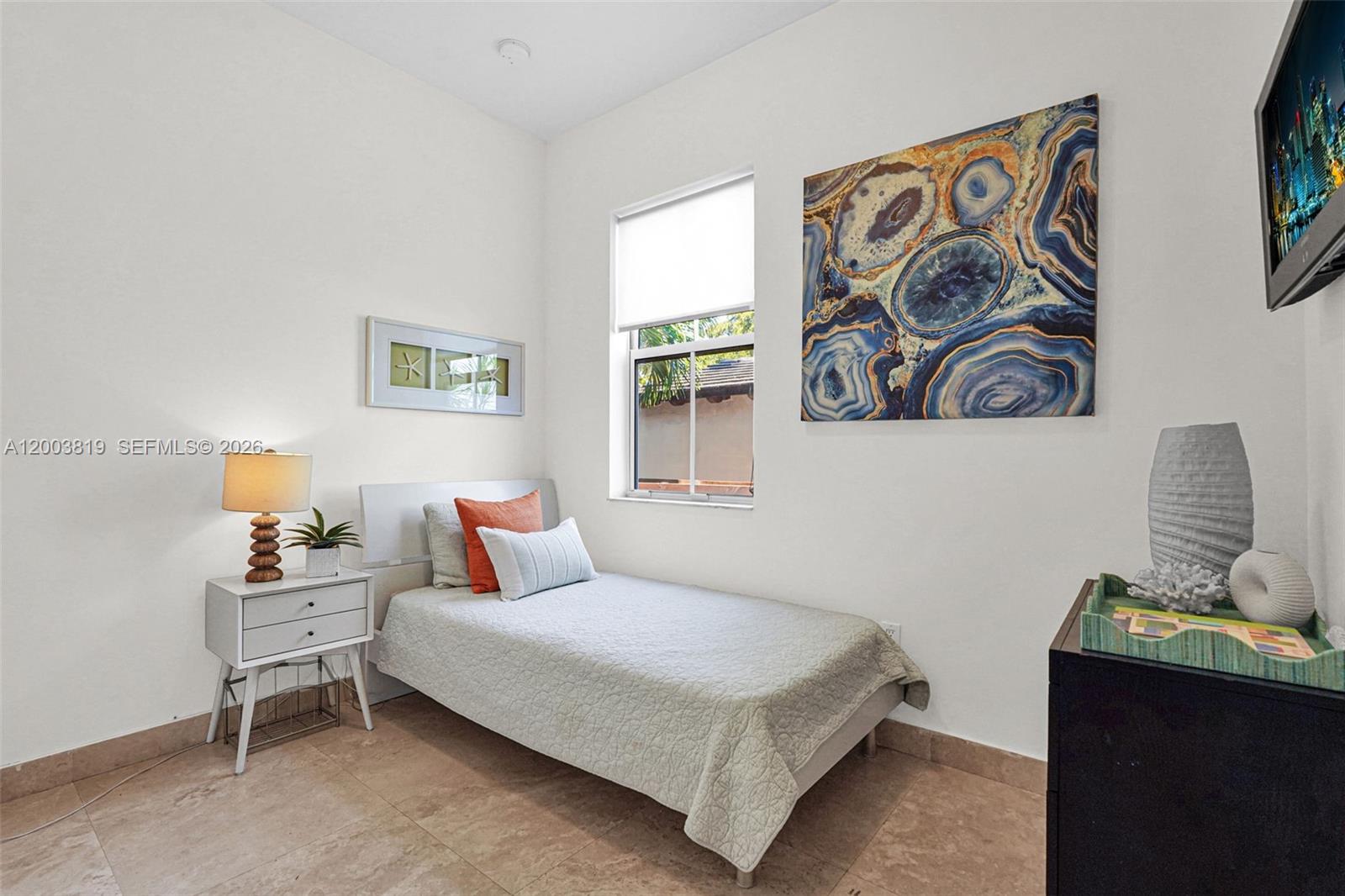 2143 N Bay Rd, Miami Beach FL 33140