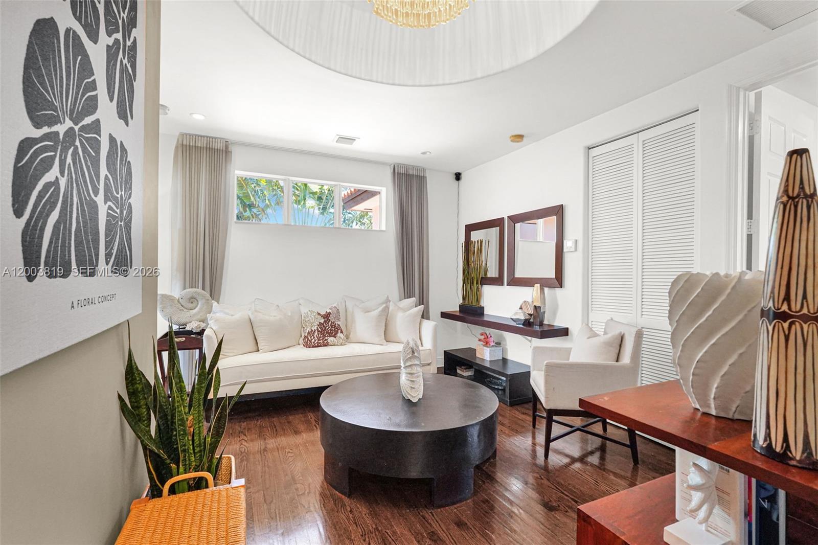 2143 N Bay Rd, Miami Beach FL 33140