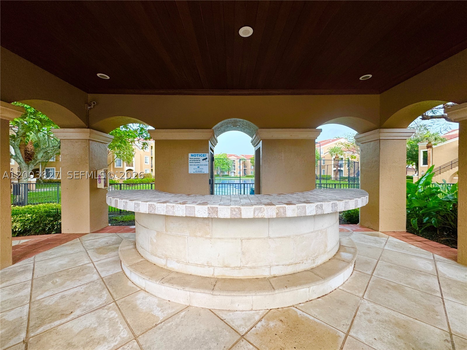 8060 N Nob Hill Rd #203, Tamarac FL 33321