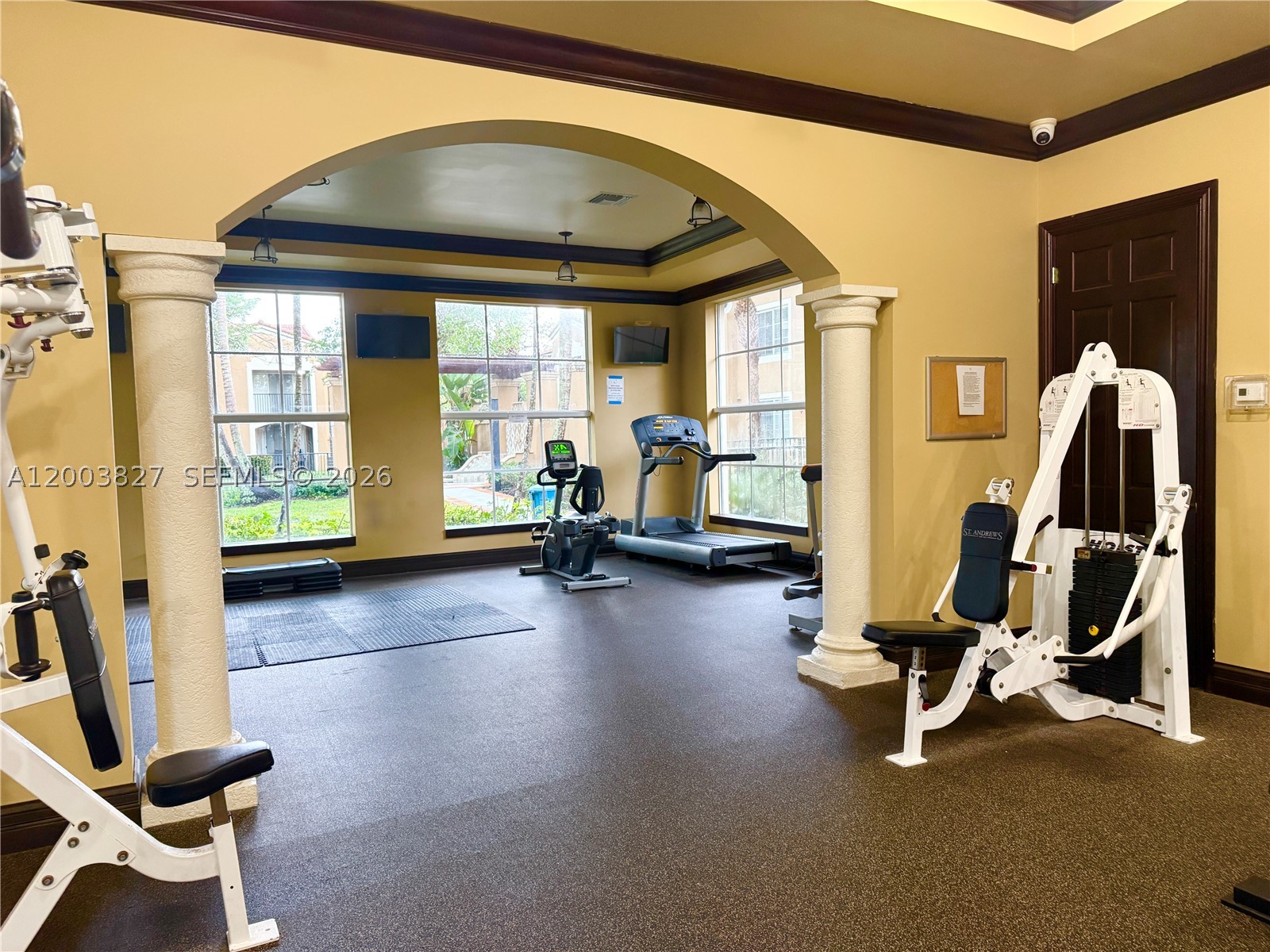 8060 N Nob Hill Rd #203, Tamarac FL 33321