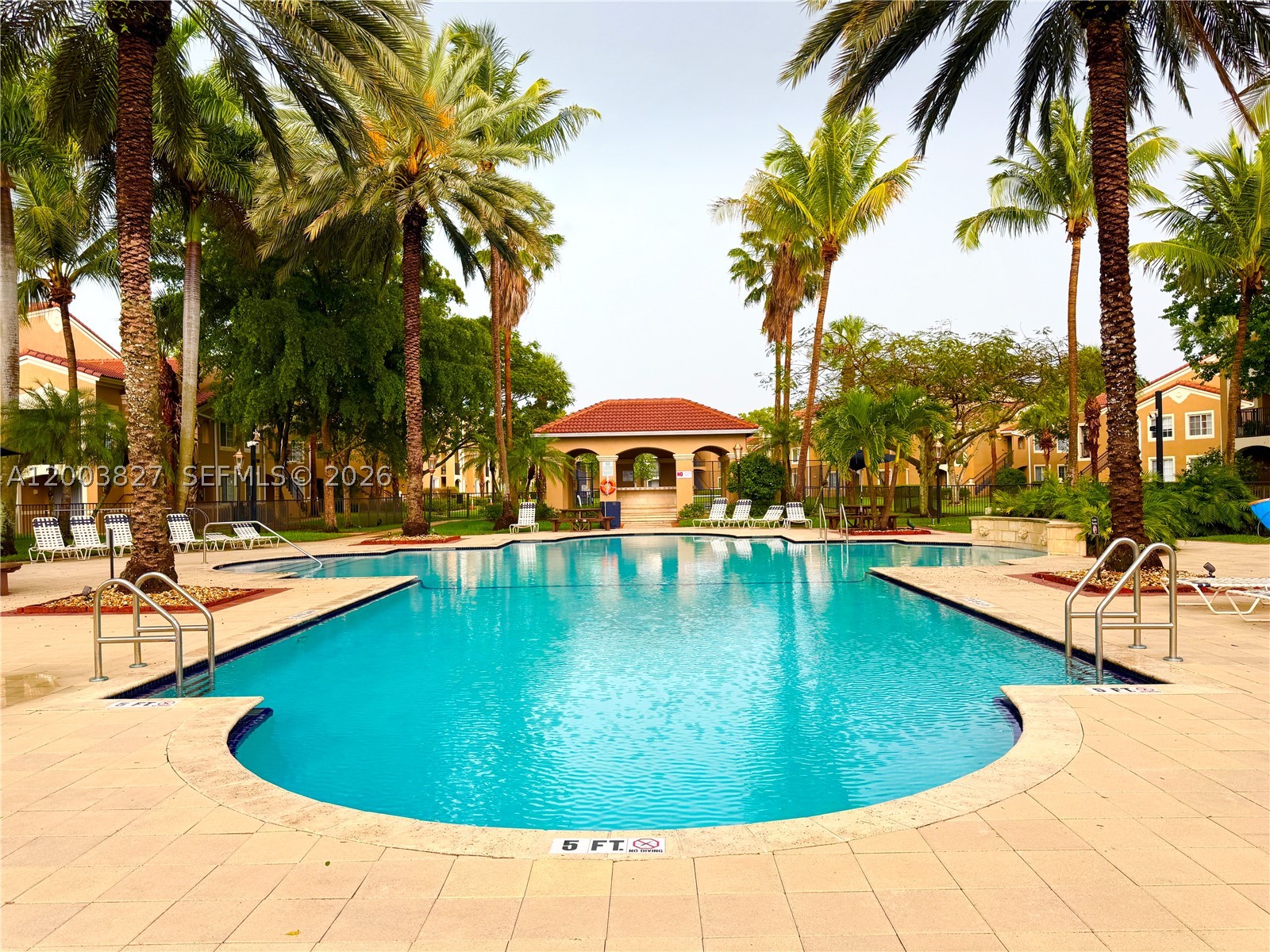 8060 N Nob Hill Rd #203, Tamarac FL 33321