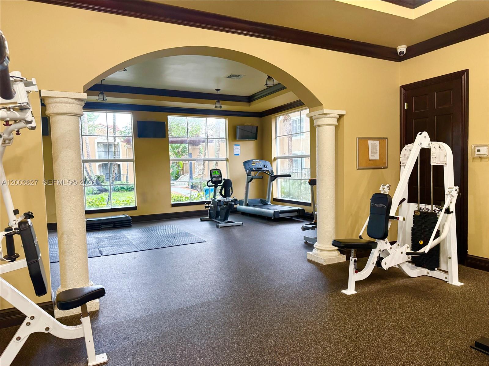 8060 N Nob Hill Rd #203, Tamarac FL 33321
