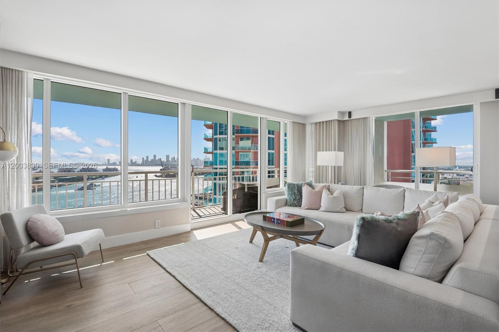 400 S Pointe Dr #2309, Miami Beach FL 33139