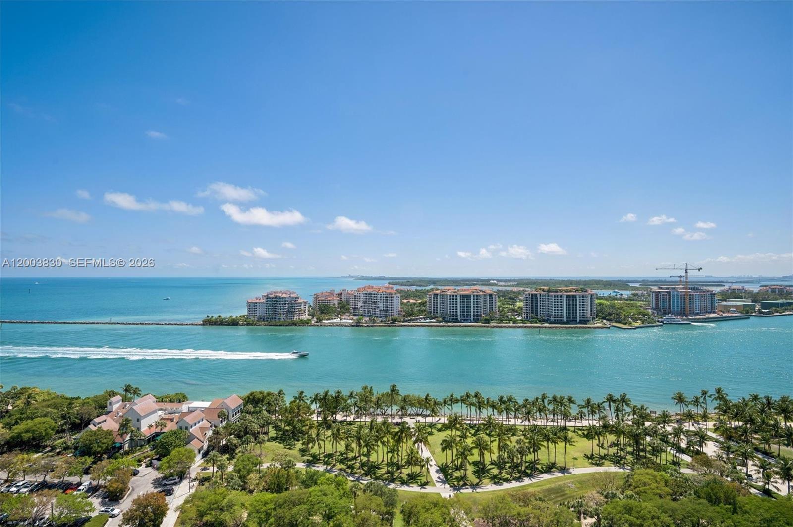 400 S Pointe Dr #2309, Miami Beach FL 33139