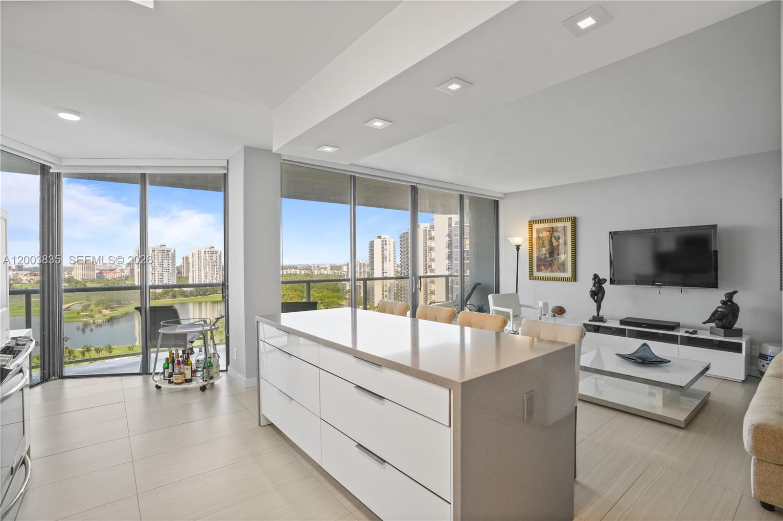20281 E Country Club Dr #1603, Aventura FL 33180