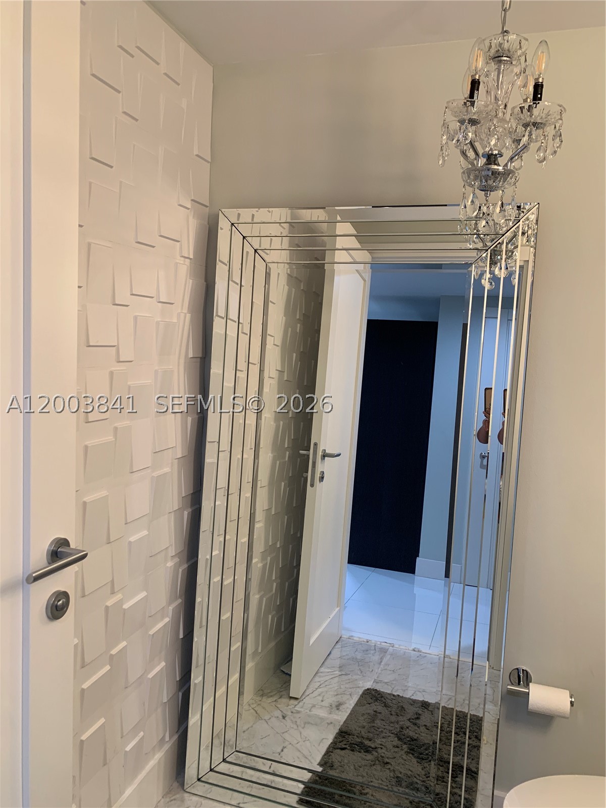 200 Biscayne Boulevard Way #4011, Miami FL 33131