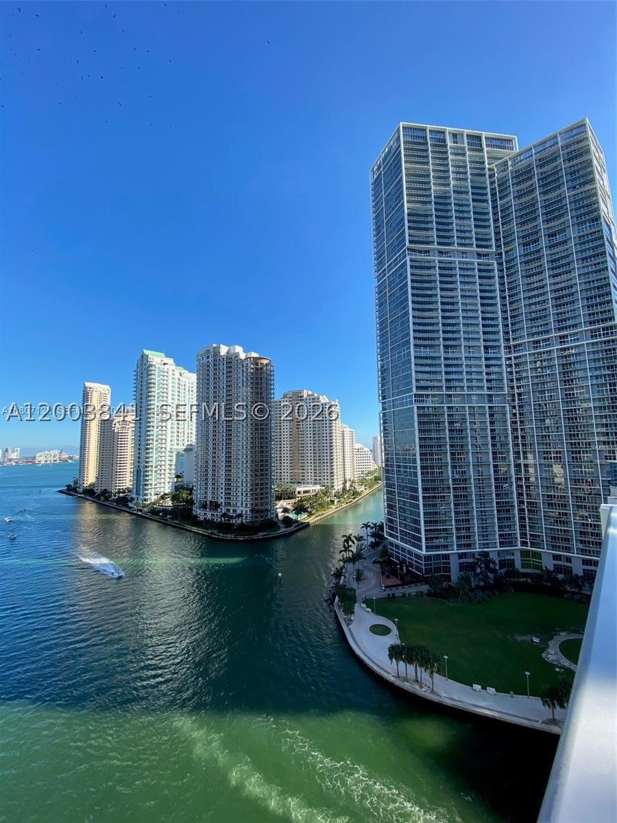 200 Biscayne Boulevard Way #4011, Miami FL 33131