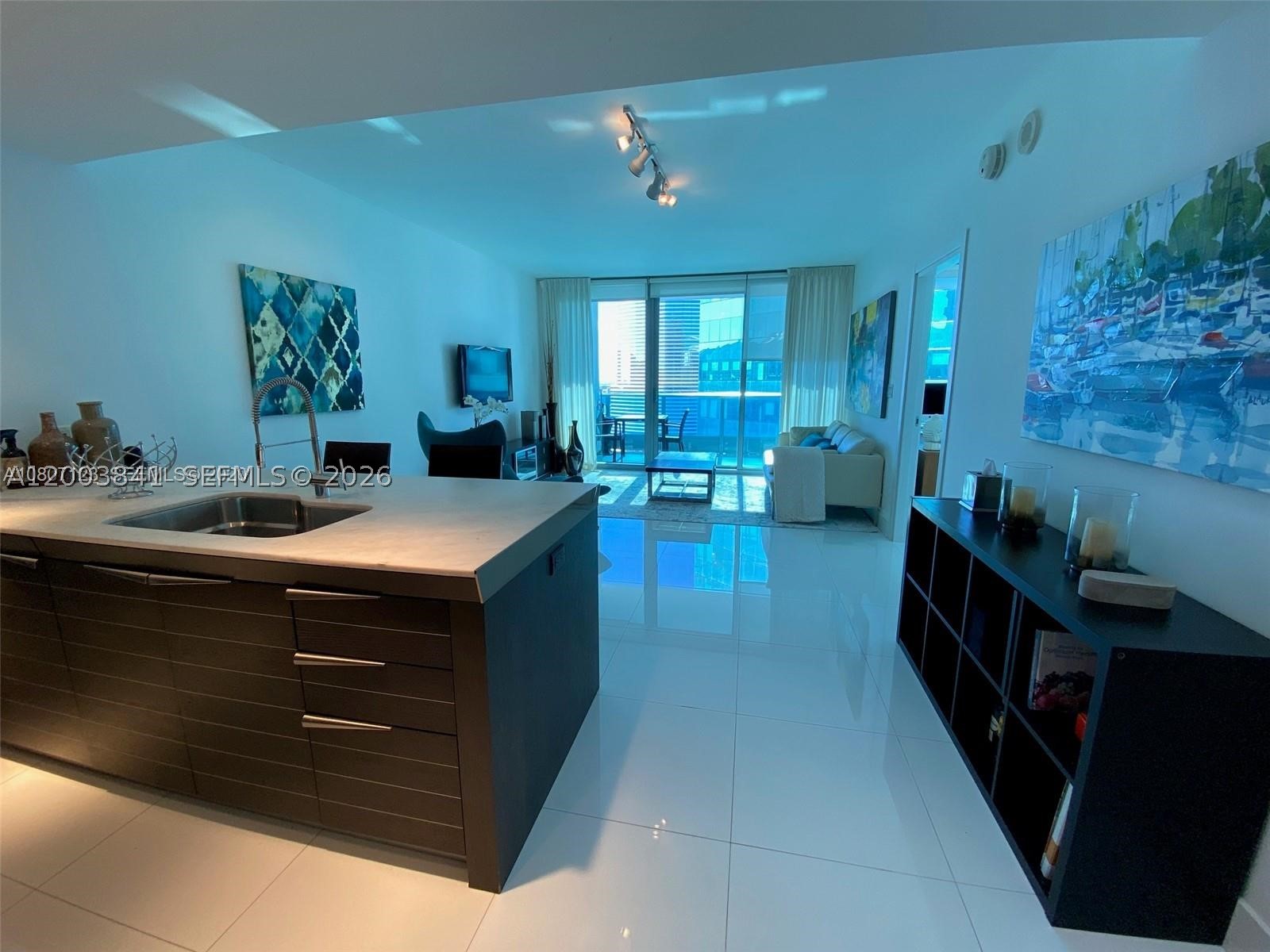 200 Biscayne Boulevard Way #4011, Miami FL 33131