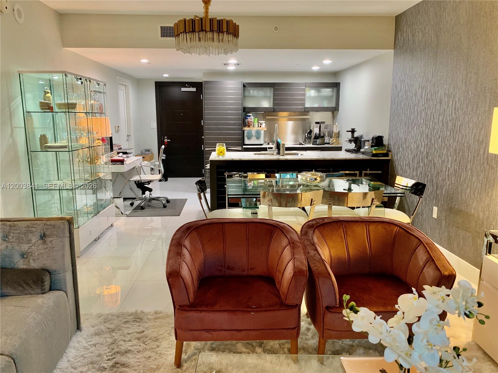 200 Biscayne Boulevard Way #4011, Miami FL 33131