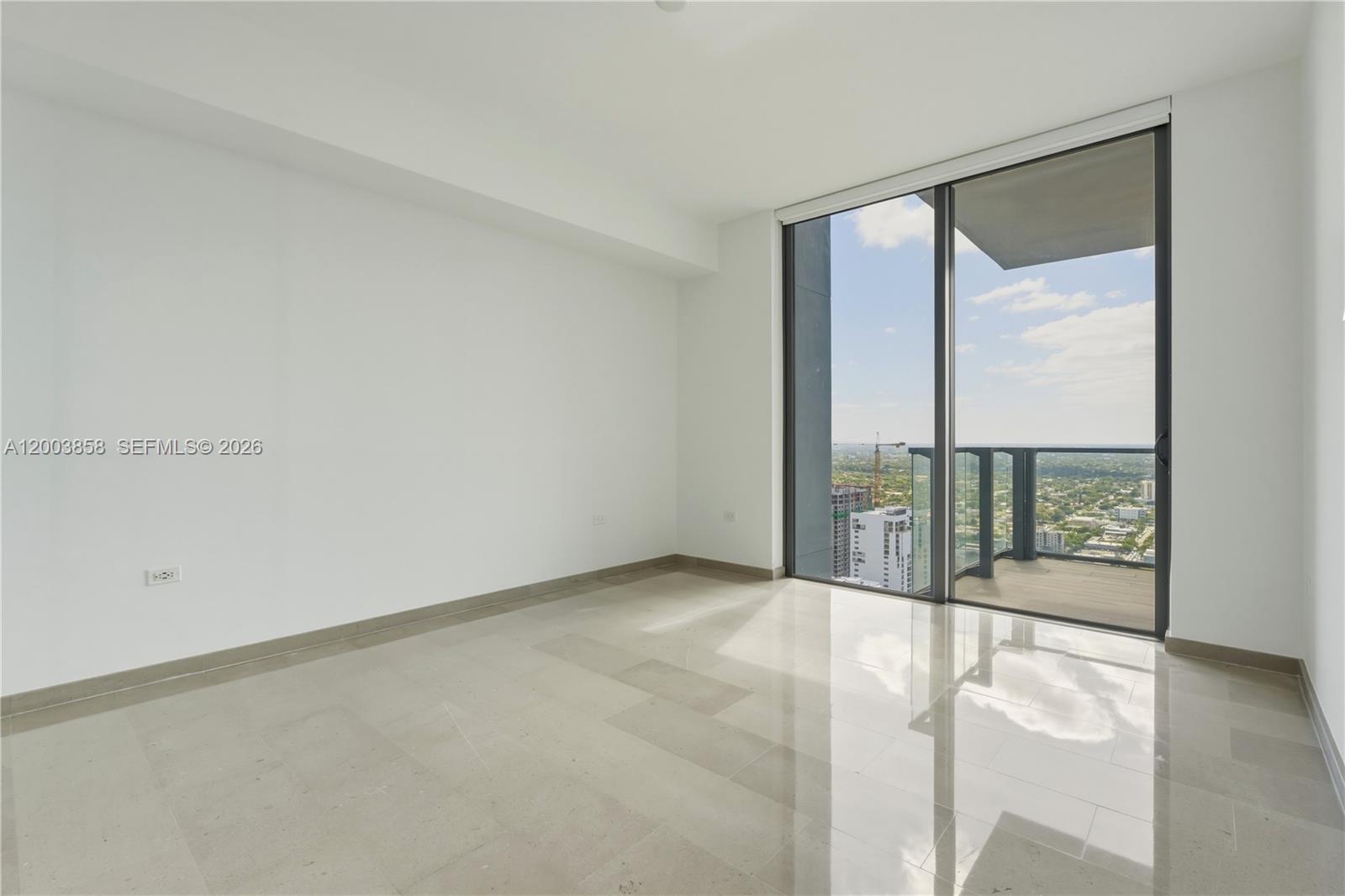 88 SW 7th St #3710, Miami FL 33130