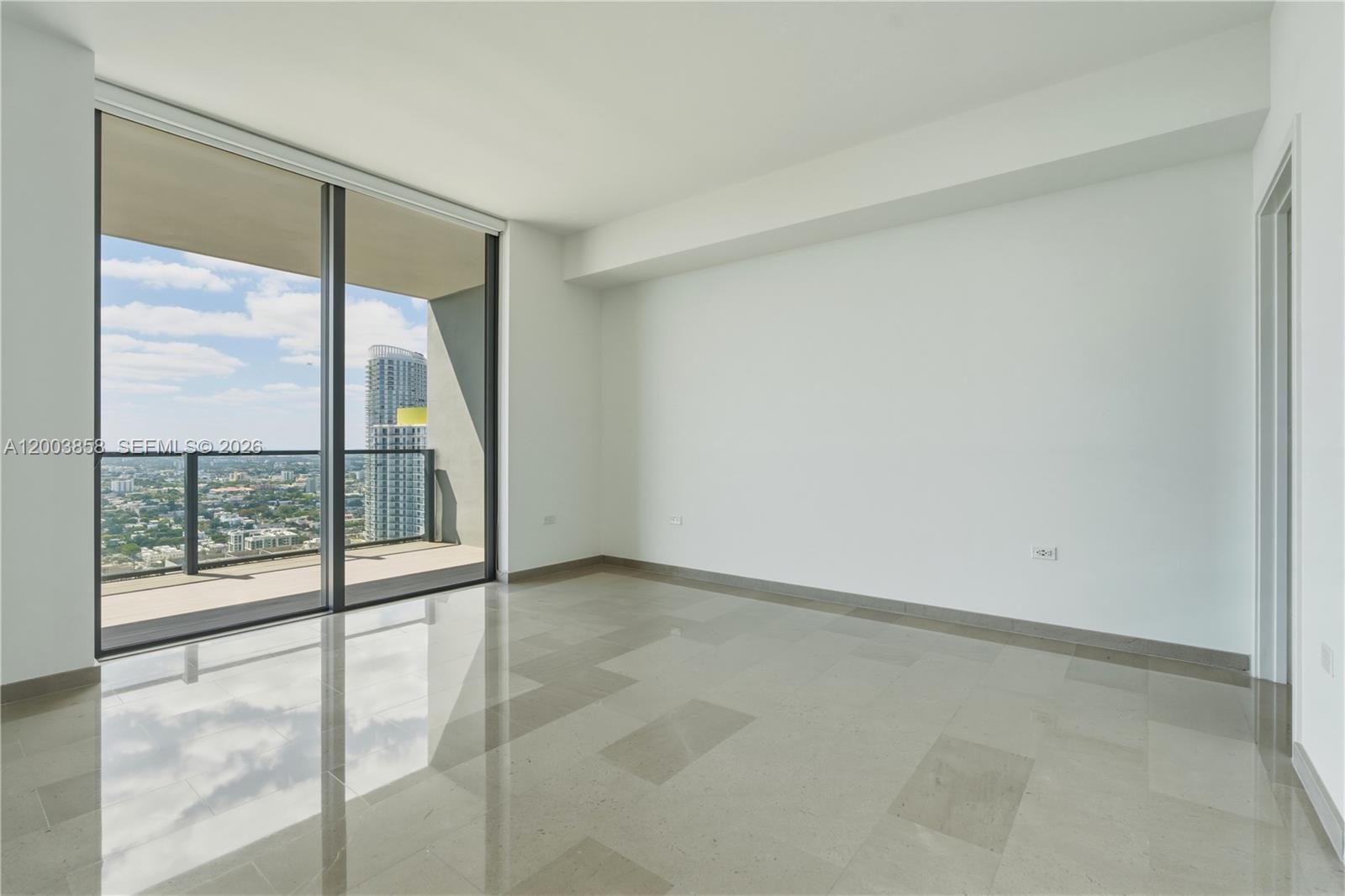 88 SW 7th St #3710, Miami FL 33130