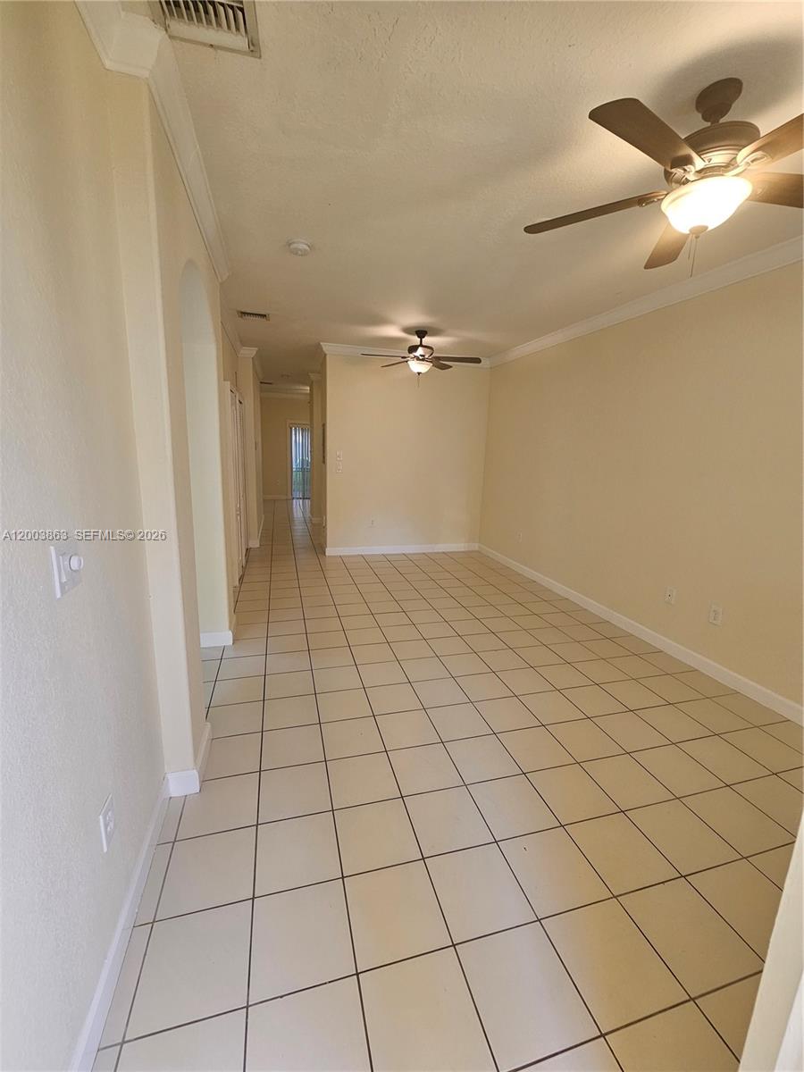 1543 SE 25th St #100, Homestead FL 33035