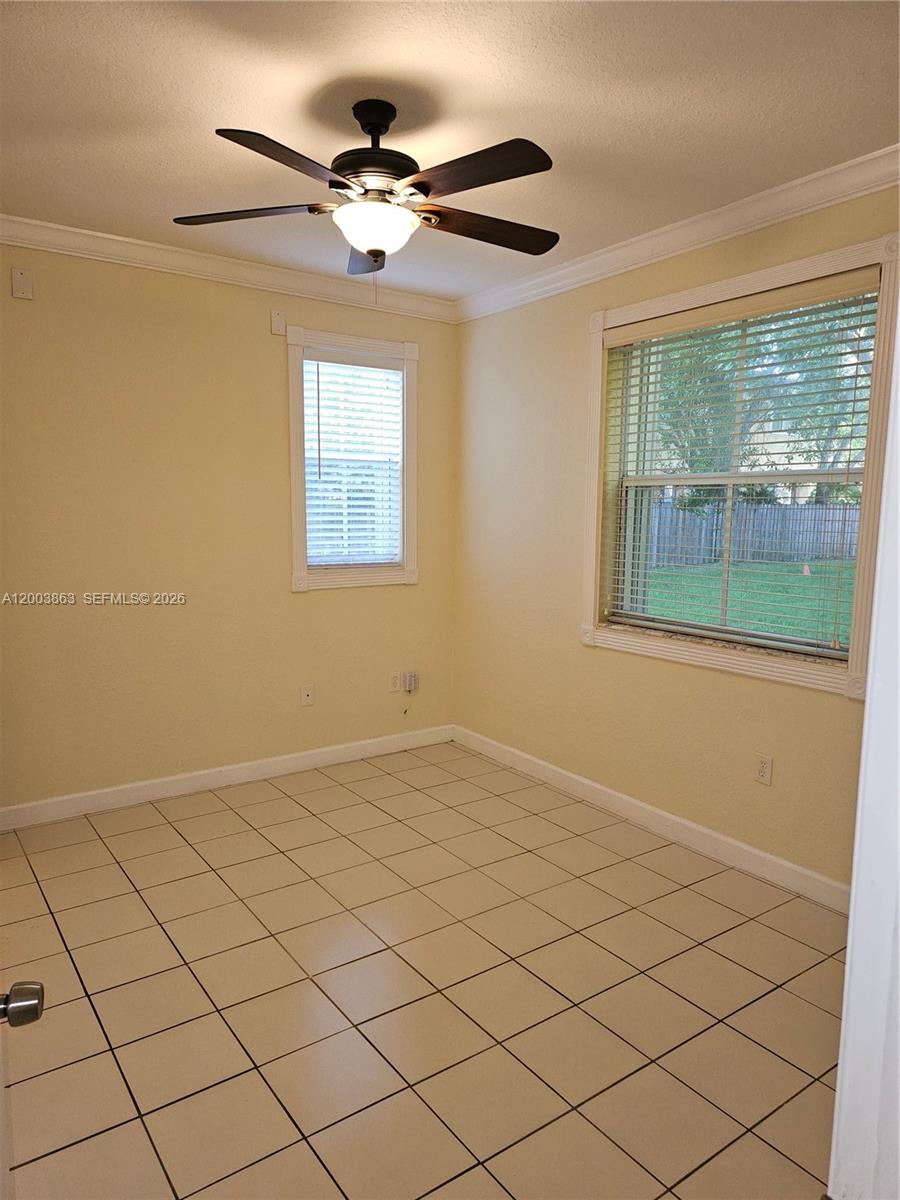 1543 SE 25th St #100, Homestead FL 33035