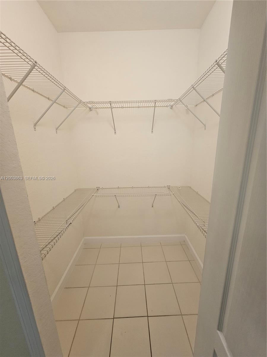 1543 SE 25th St #100, Homestead FL 33035