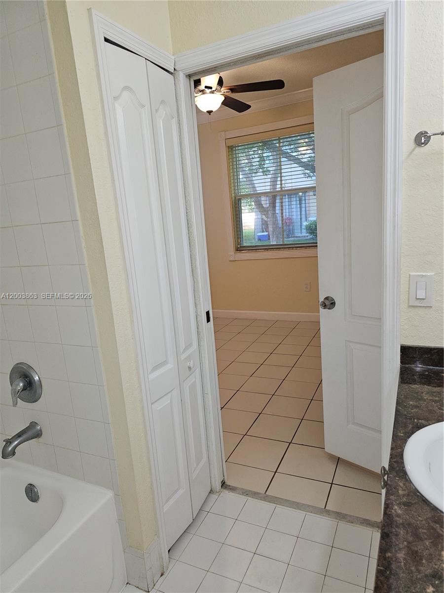 1543 SE 25th St #100, Homestead FL 33035