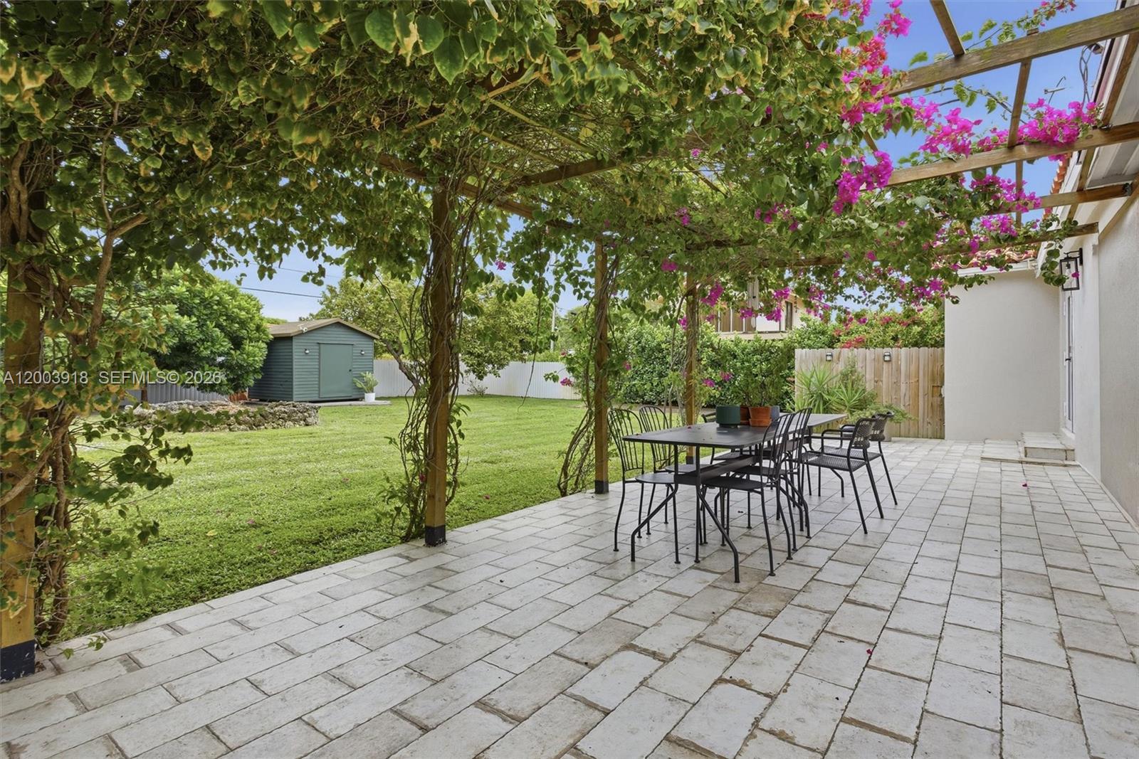 565 South Dr, Miami Springs FL 33166