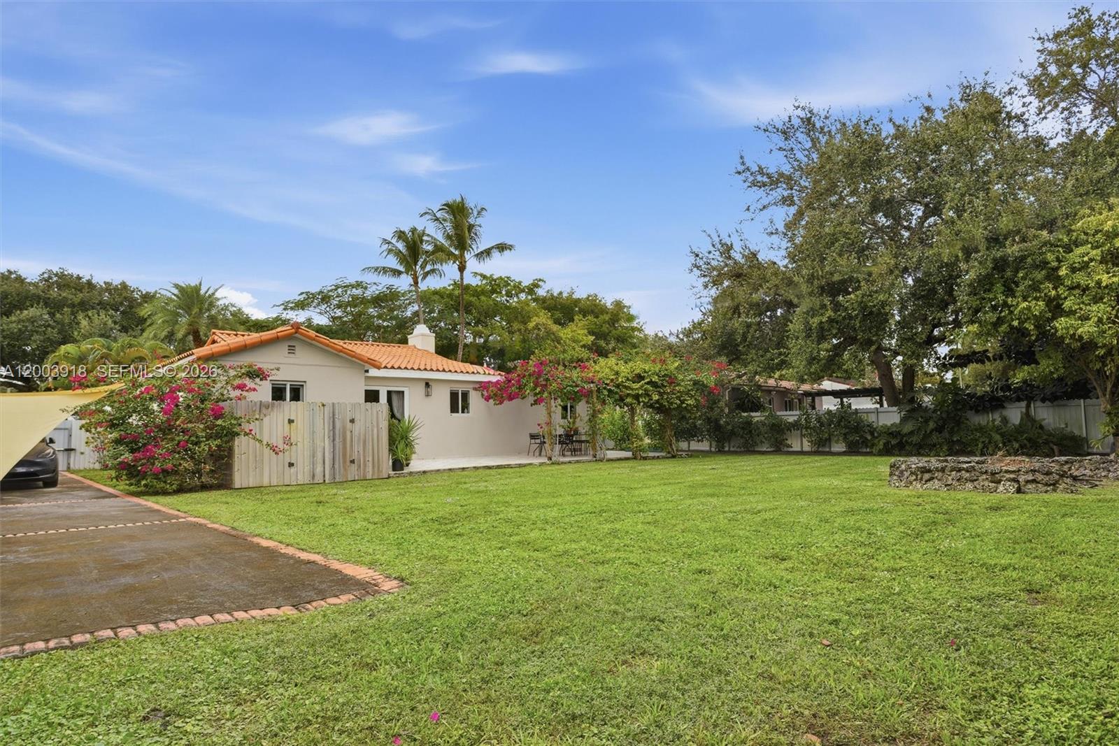 565 South Dr, Miami Springs FL 33166