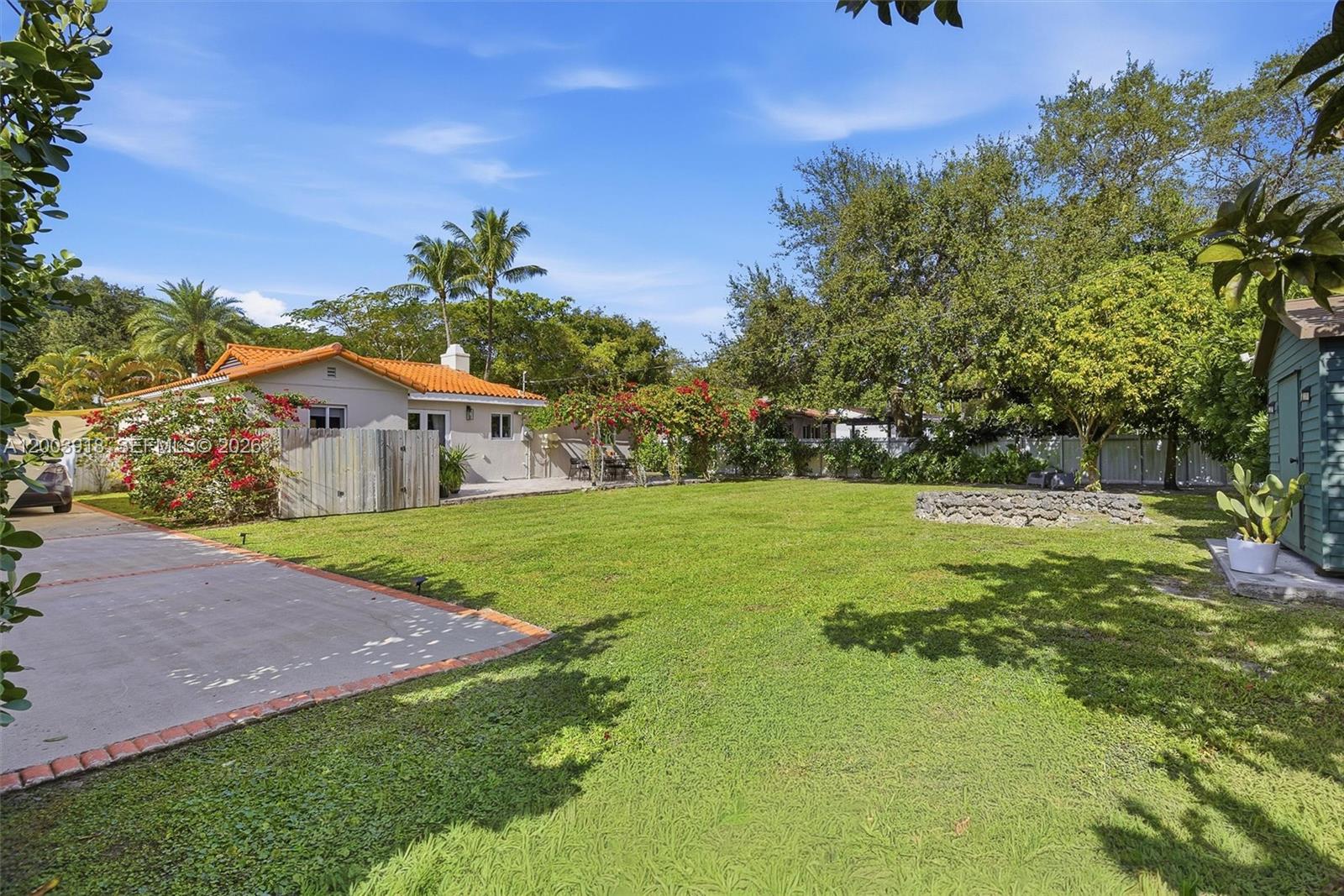 565 South Dr, Miami Springs FL 33166