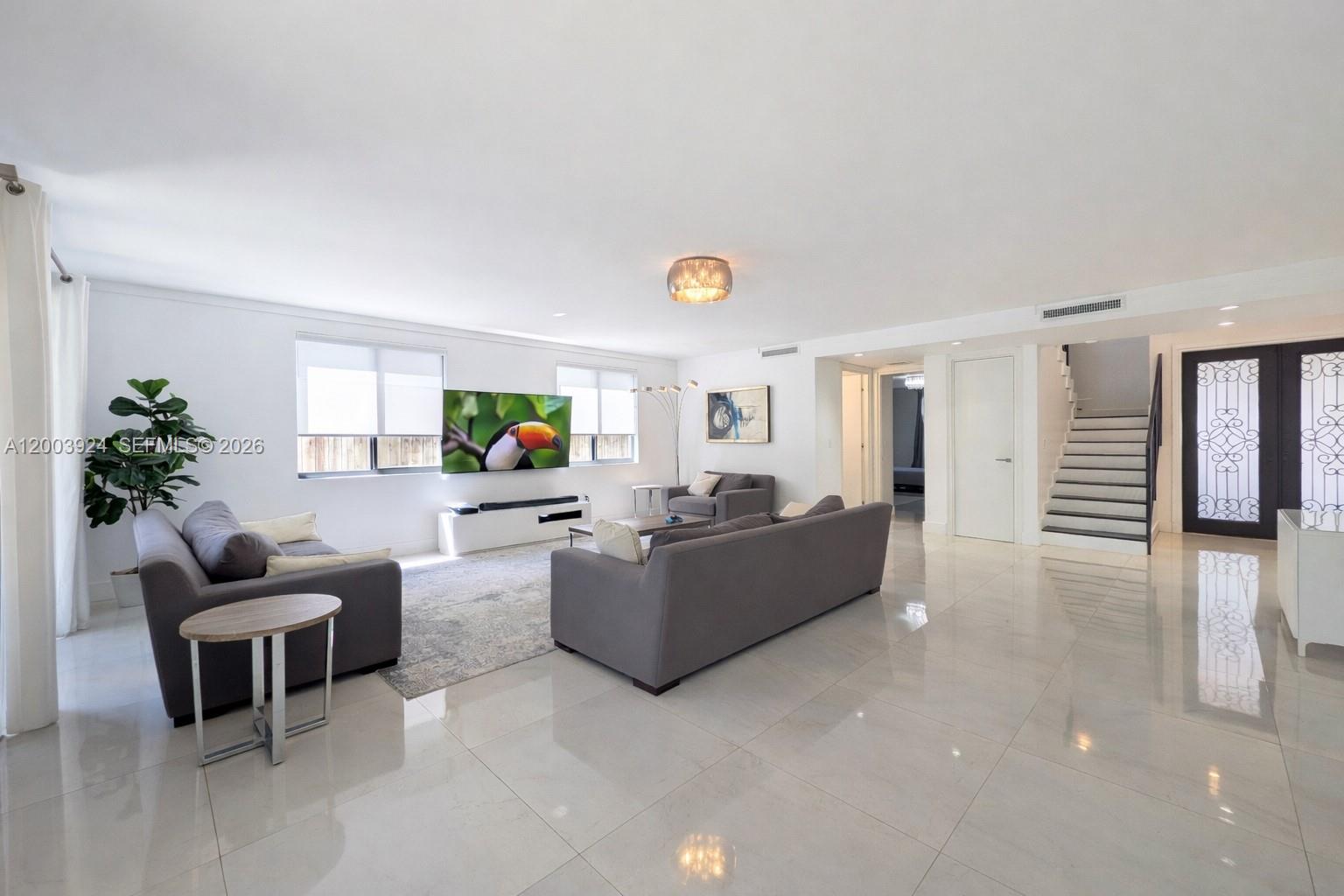 471 SW 30th Rd, Miami FL 33129