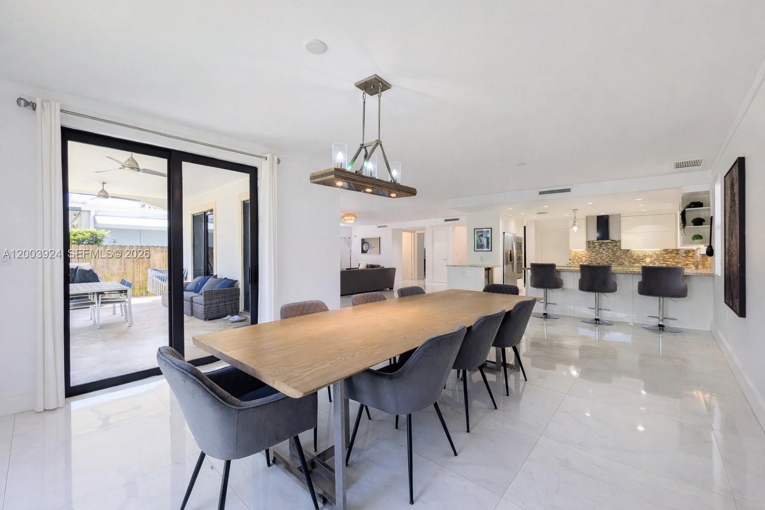 471 SW 30th Rd, Miami FL 33129