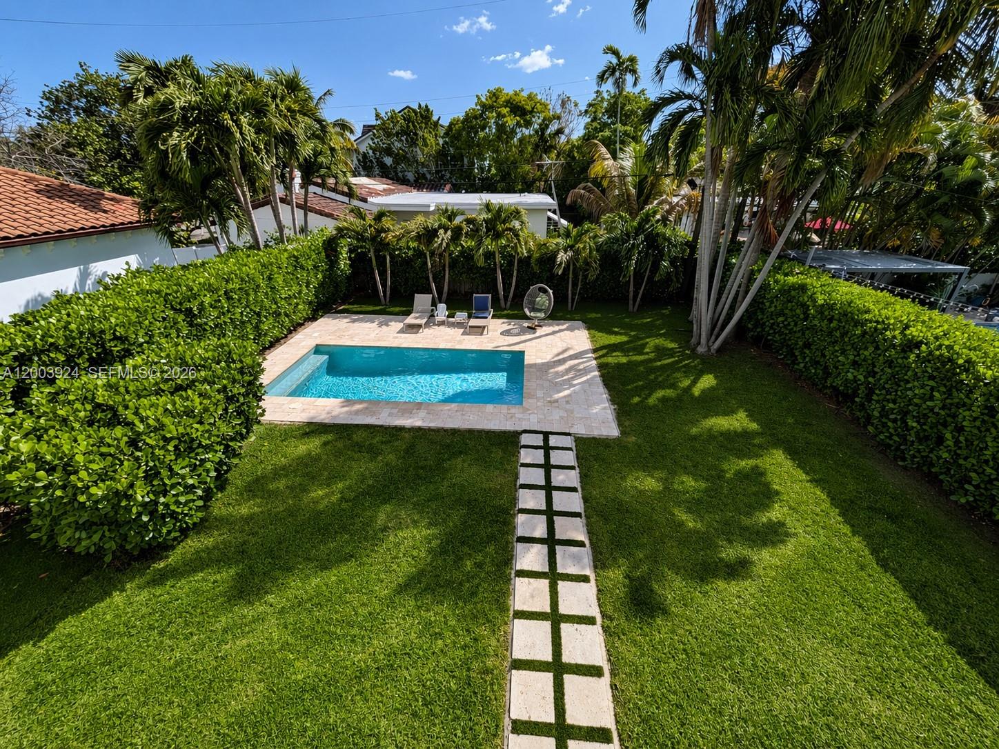 471 SW 30th Rd, Miami FL 33129