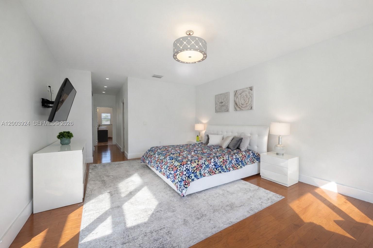 471 SW 30th Rd, Miami FL 33129