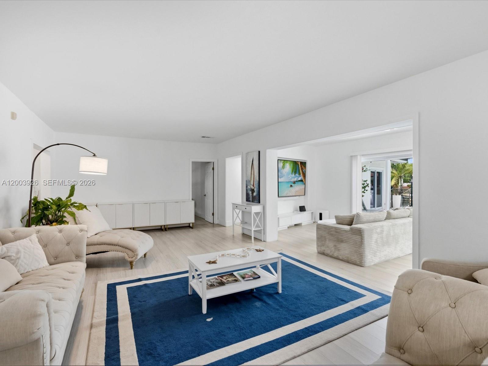 5000 Riviera Dr, Coral Gables FL 33146