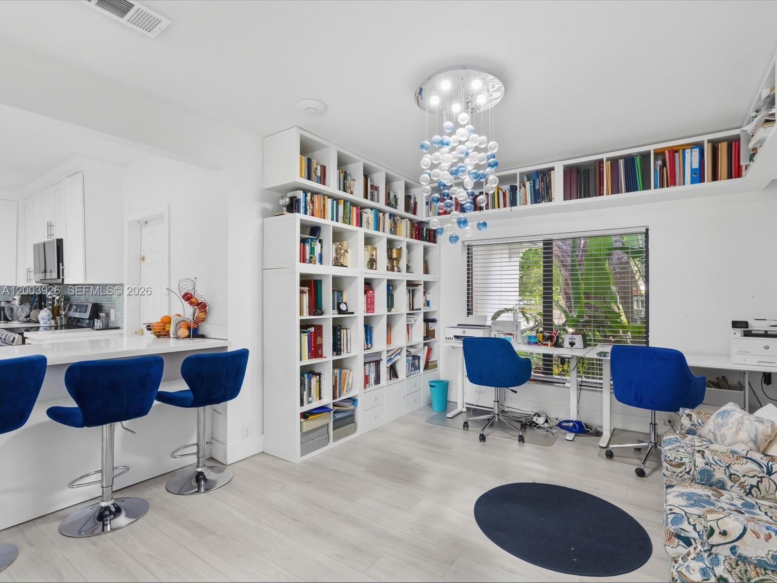 5000 Riviera Dr, Coral Gables FL 33146