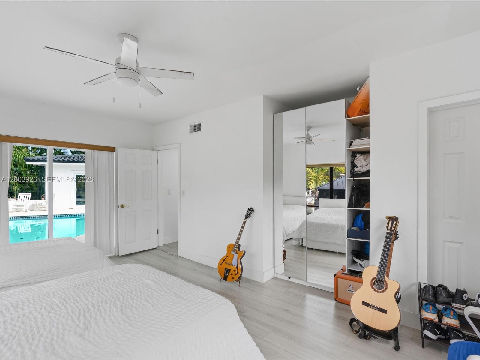 5000 Riviera Dr, Coral Gables FL 33146