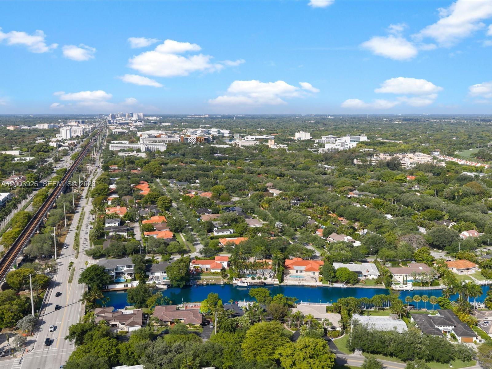 5000 Riviera Dr, Coral Gables FL 33146