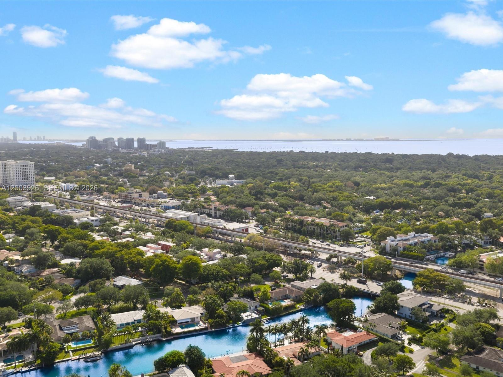 5000 Riviera Dr, Coral Gables FL 33146