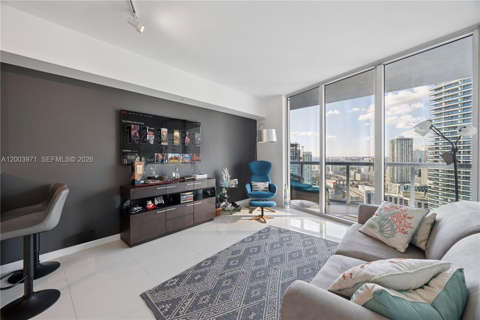 465 Brickell Ave #3804, Miami FL 33131