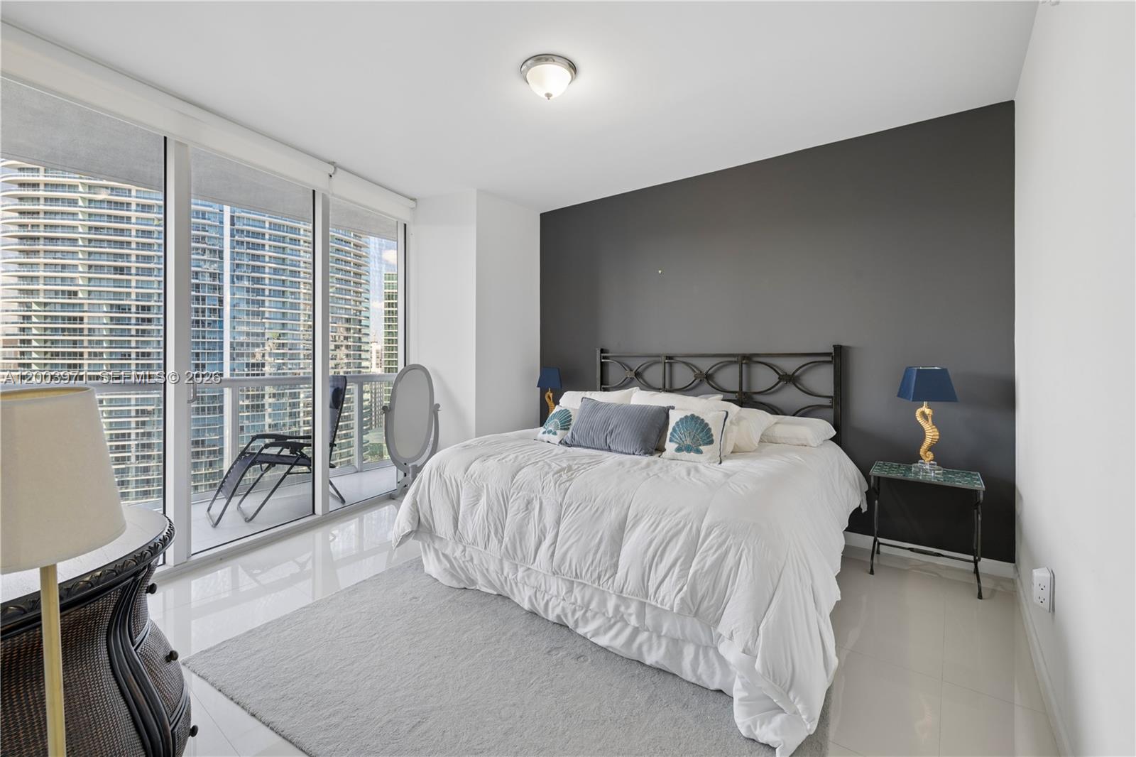 465 Brickell Ave #3804, Miami FL 33131