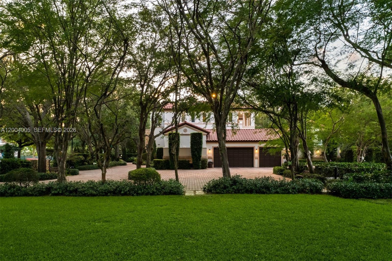 255 Cocoplum Rd, Coral Gables FL 33143
